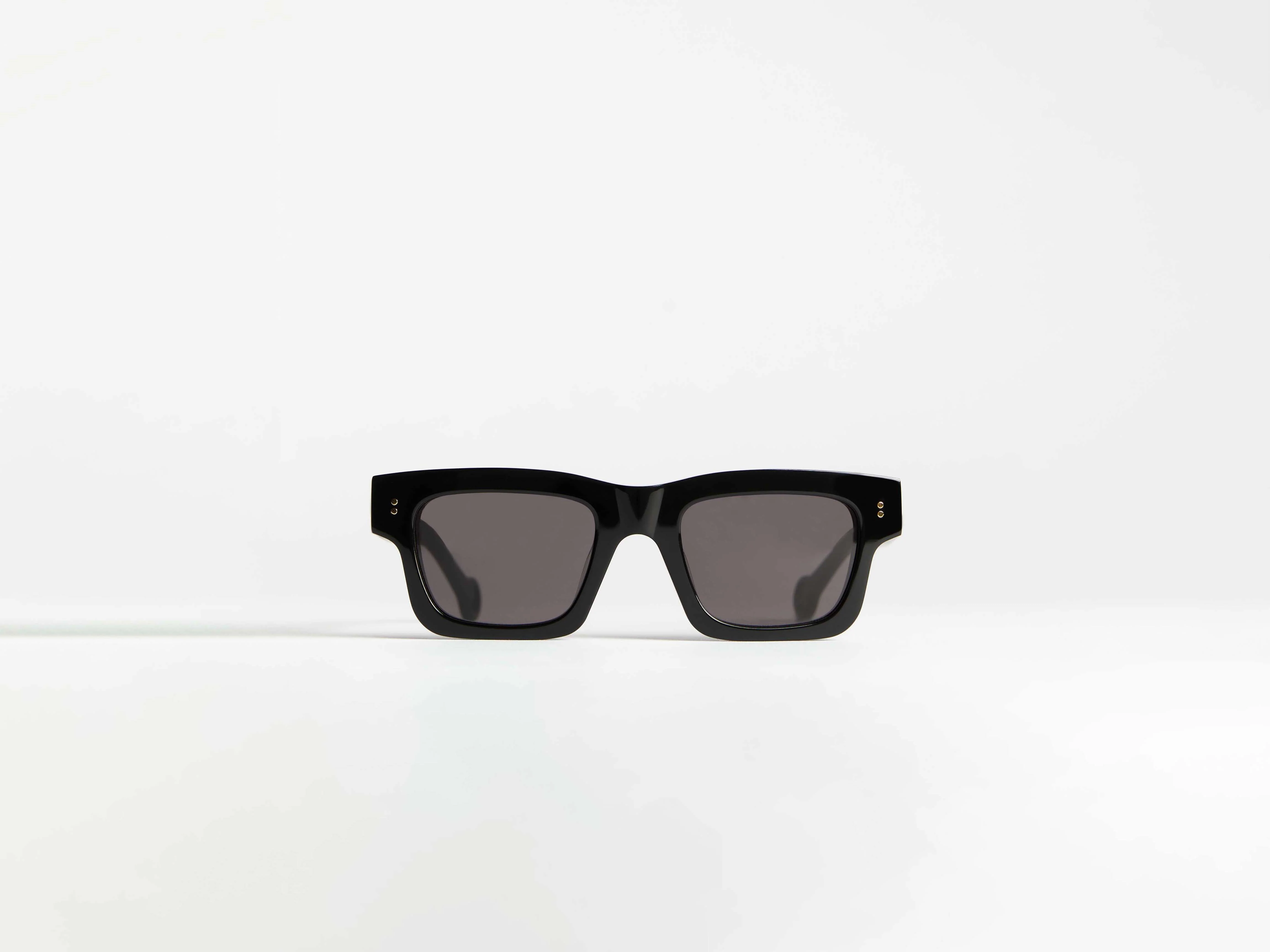 JWA02 RECTANGULAR SUNGLASSES IN BLACK - Image 4