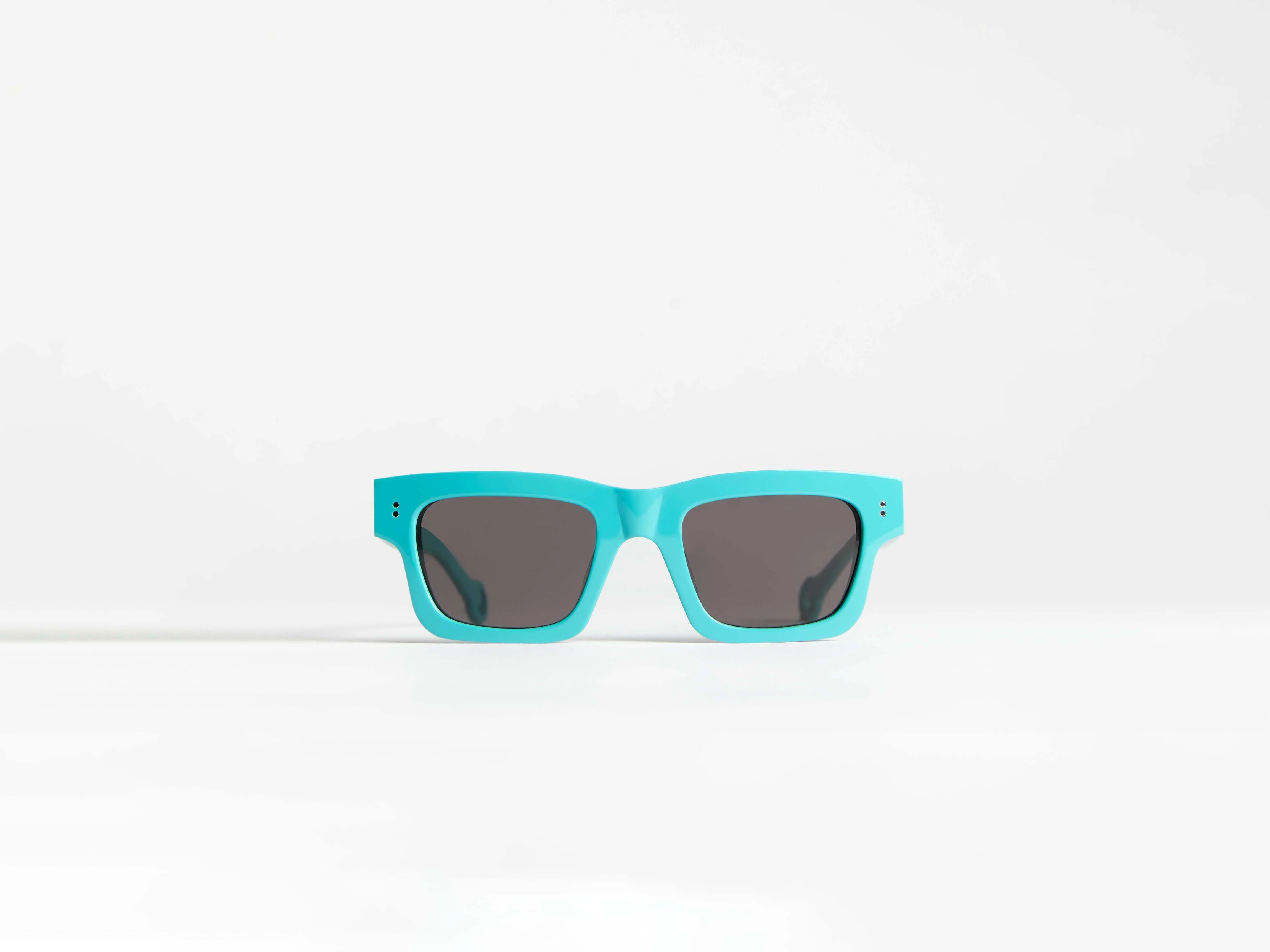 JWA02 RECTANGULAR SUNGLASSES IN TURQUOISE - Image 6