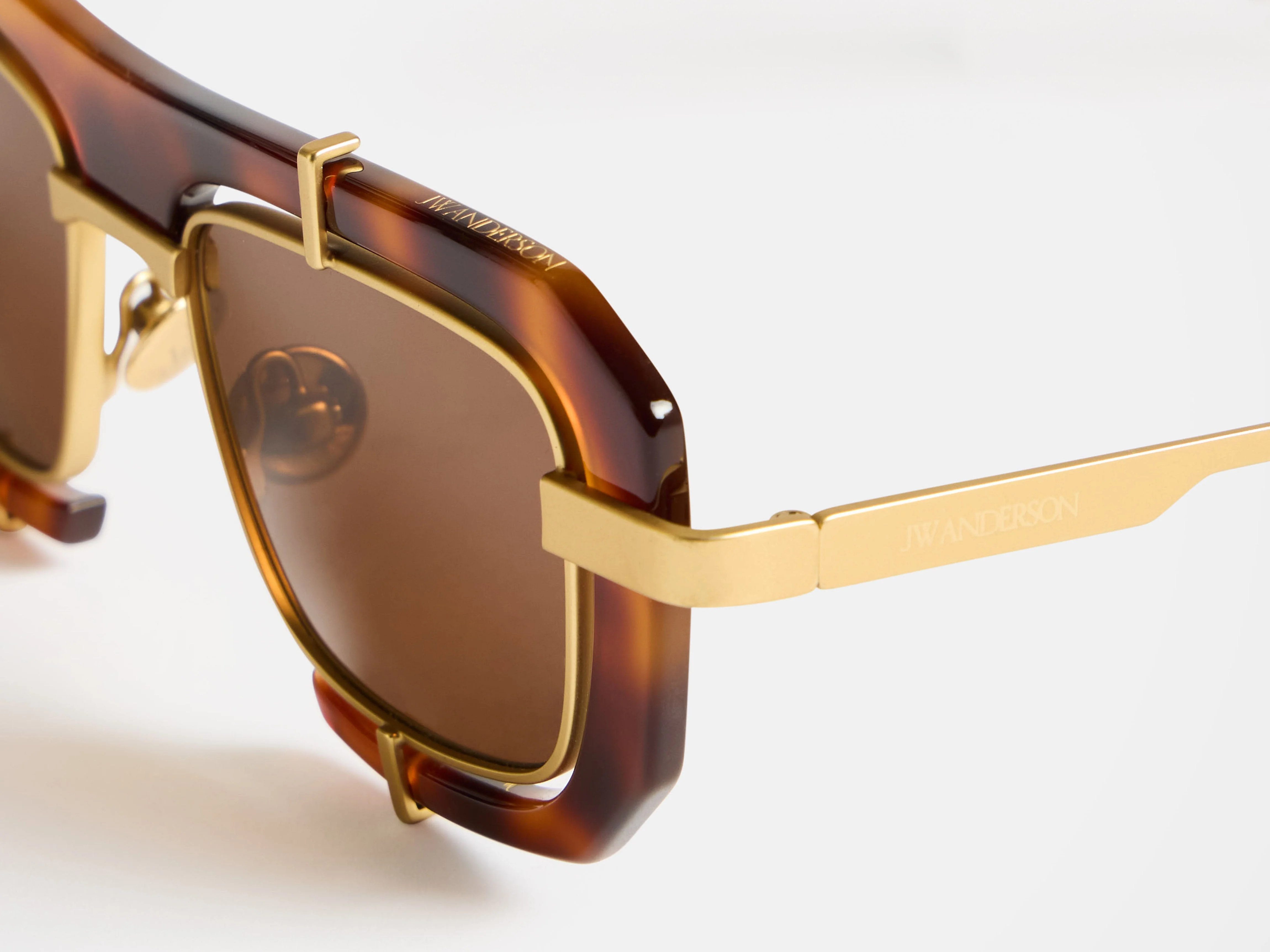 JWA03 GEOMETRIC SUNGLASSES IN HAVANA - Image 4