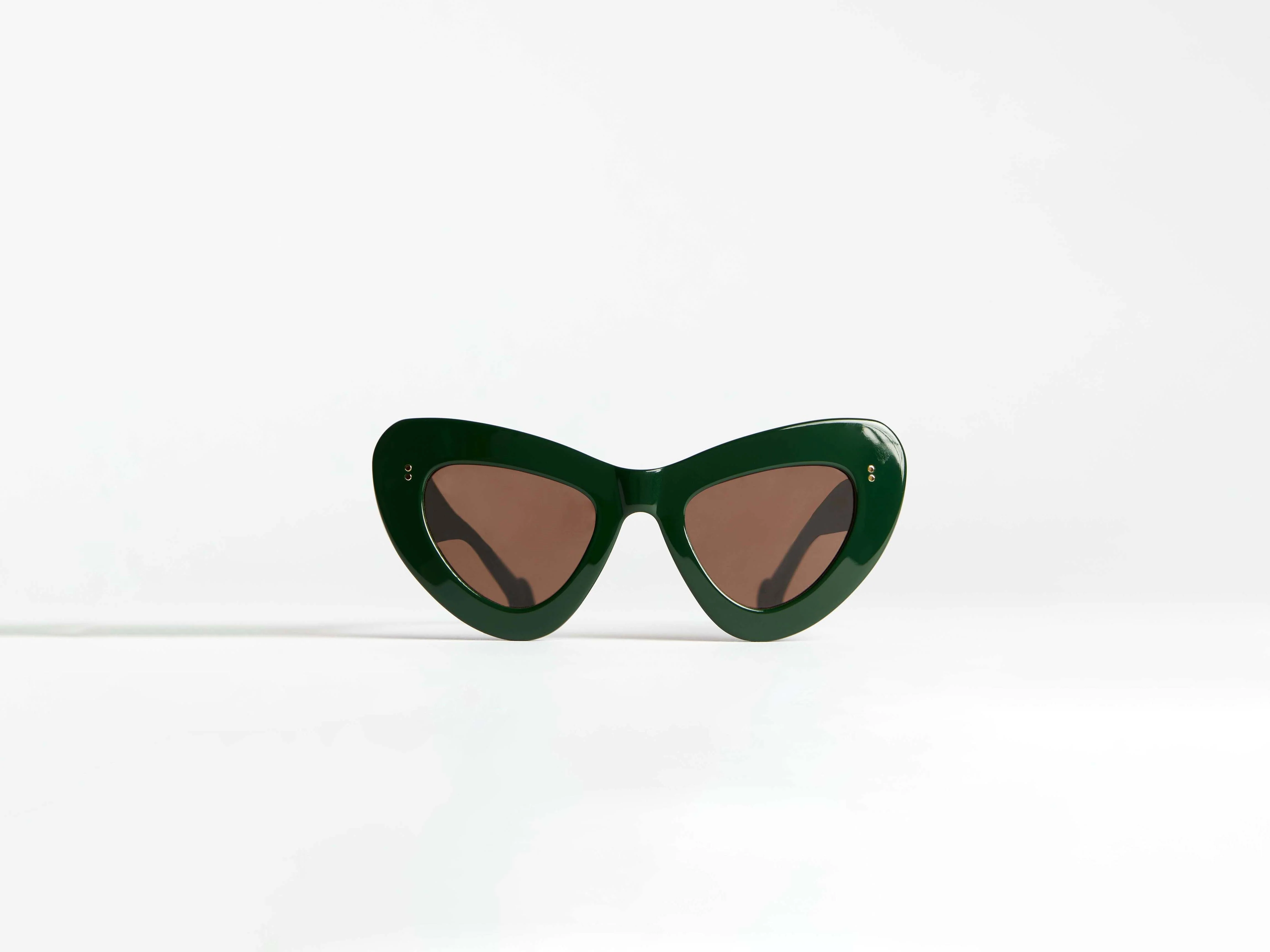 JWA06 BUTTERFLY SUNGLASSES IN FOREST GREEN - Image 5